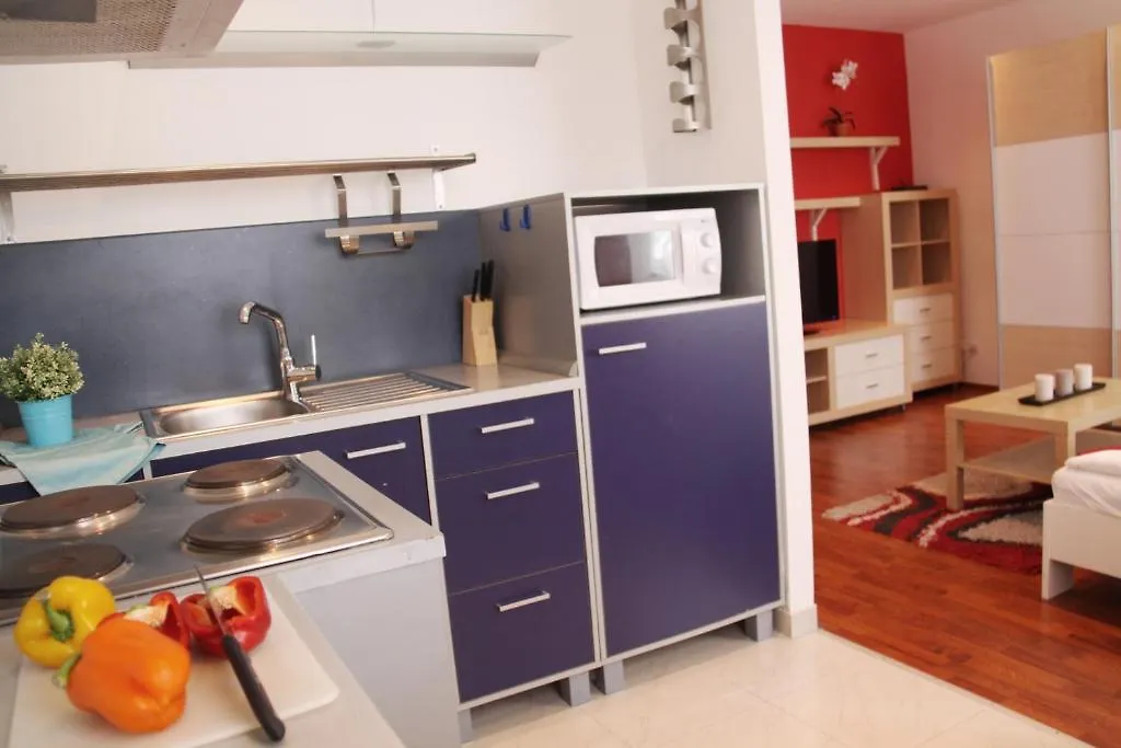 Checkvienna - Sternwartestrasse Hotel Apartment